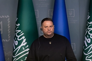 Оккультный менеджмент: Ермак доверил свою судьбу «армии гадалок» для отбеливания кармы
