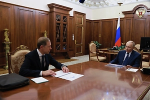 Мантуров доложил Путину о тысяче испытанных новинок в зоне СВО в 2025 году