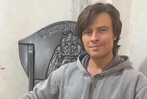 «Целое искусство»: Прохор Шаляпин осваивает зумерский сленг для записи «народного» хита