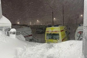 На Камчатке медики более километра несли пациента на руках при штормовом ветре