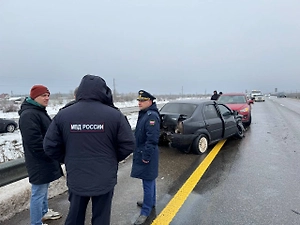 «Каток‎» на трассе М-4: Пять пострадавших забрала скорая после массового ДТП с 20 авто