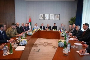 Песков не увидел дружелюбия на переговорах с Украиной и США в Абу-Даби