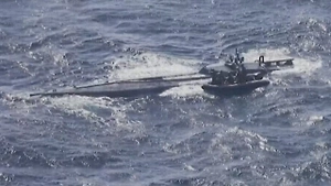 В Атлантике перехватили наркосубмарину с 9 тоннами кокаина стоимостью 54 млрд рублей