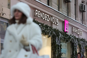 Миллиарды для владельцев и штрафы для продавцов: Что происходит внутри «Рандеву»