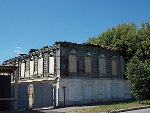 В Казани выставили на продажу особняк, изъятый у режиссёра Тимура Бекмамбетова