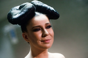 С кольцом на пальце: Певица Ëлка спровоцировала слухи о тайном замужестве
