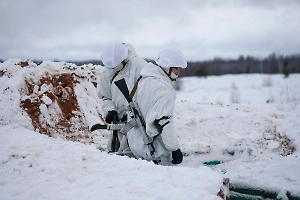 Глава Генштаба Герасимов доложил из пункта управления о наступлении почти на всех фронтах