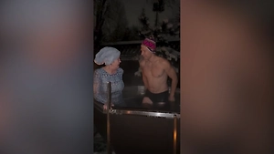 Актёры Ирина Розанова и Никита Ефремов устроили необычный совместный отдых