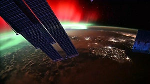 Космонавт Кудь-Сверчков показал северное сияние с борта МКС