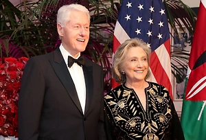 Билла и Хиллари Клинтон привлекут к ответственности из-за дела Эпштейна