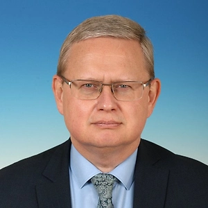 Де-факто Гренландия находится в военном отношении под американским контролем. И все разговоры о том, что там нужно размещать какое-то ПРО, какие-то базы, это все ерунда, потому что с 1951-го года американцы в военном отношении делают с Гренландией то, что они хотят. Они имеют полную свободу рук.