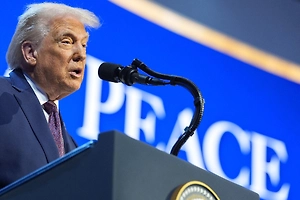 Трамп, хвастаясь своими успехами в Давосе, не упомянул Украину