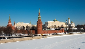 Дептранс призвал москвичей пересесть на общественный транспорт из-за снегопада