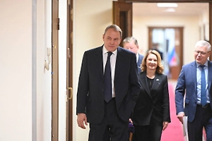 Вице-спикер ГД Толстой призвал отменить ЕГЭ и ОГЭ вслед за Болонской системой