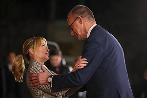 Макрон на обочине: Мерц хочет построить альянс с Мелони для управления Европой