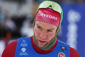 Организаторы Moonlight Classic объяснились за флаг Казахстана у Большунова