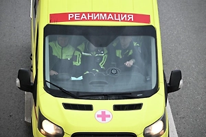 Водитель BMW на бешеной скорости снёс остановку в Краснодарском крае, погибла женщина