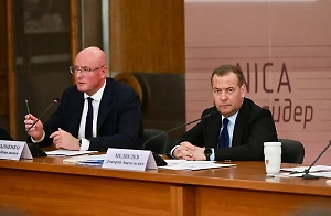 Медведев: США после действий в Венесуэле не вправе упрекать Россию