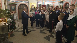 Путин в Рождество отметил, что представители всех конфессий России рады общим победам