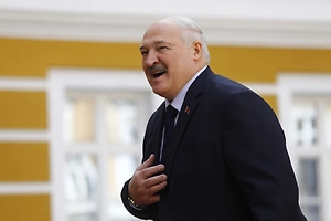 «Твои слова да Богу в уши»: Лукашенко пошутил в ответ на обращение «господин»