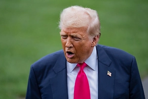 Трамп заявил, что Куба «висит на волоске»