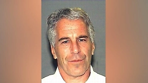 «Там есть девочки»: В файлах Эпштейна нашли латвийский след