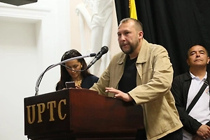 Россиянин из Саратова правит городом в Колумбии и собирается в губернаторы