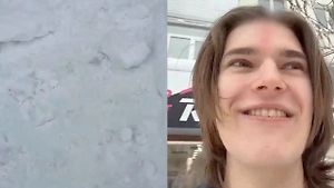 Житель Уфы с окровавленным лбом передал «привет» коммунальщикам после схода снега