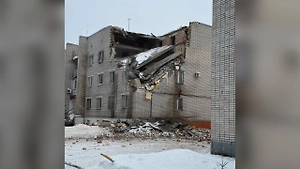 Появилось фото с места взрыва в здании военной комендатуры в Ленобласти, унёсшего две жизни