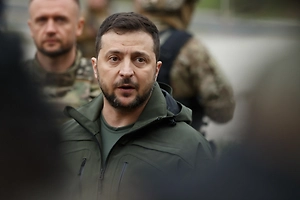 Советнику Зеленского пришлось оправдывать его из-за плана войны ещё на три года