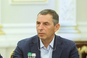 Близкого друга Зеленского Шефира сняли в Варшаве на фоне антикоррупционного дела