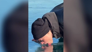 Инфекционист рассказала, какую заразу мог нализать себе Shaman на льду Байкала