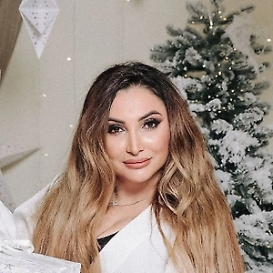 Ярославу может грозить расстройство ЖКТ. Поэтому не рекомендуется, конечно, подражать Шаману, массово ходить и  есть снег или лёд, слизывать, облизывать и так далее. Я очень прошу не повторять за ним. Так можно занести себе паразитов, инфекции и отделаться уже не просто диареей, а госпитализацией.