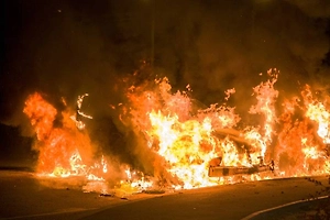 Обломки БПЛА упали на детский сад и повредили жилые дома в Волгограде