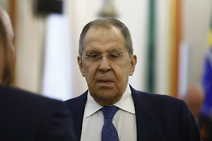 Лавров заявил о намерении России добиваться признания геноцида советского народа