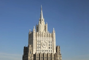 В МИД раскрыли, почему ЕС нет места за столом переговоров