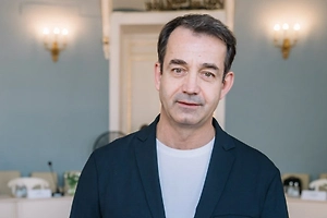 Певцов рассказал, почему не пойдёт на место Богомолова в Школу-студию МХАТ