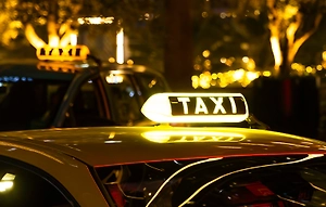 Минпромторг внёс в правительство список локализованных автомобилей для работы в такси