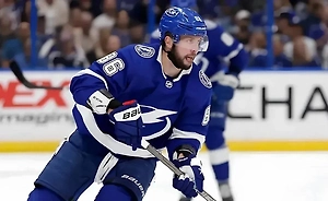 Кучеров стал третьим россиянином с 700 голевыми передачами в НХЛ