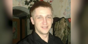 Голова торчала: Смоленский похититель заклеил девочке рот и вынес её из подъезда в сумке
