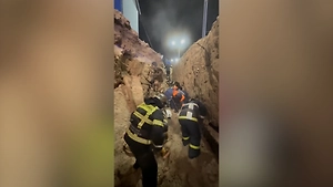 На Ямале двое рабочих погибли при обрушении грунта во время замены труб