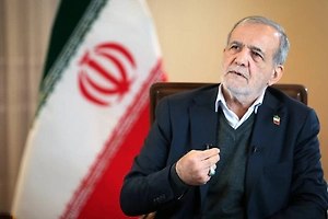 Пезешкиан назвал варварским удар по школе в Иране, при котором погибли десятки детей