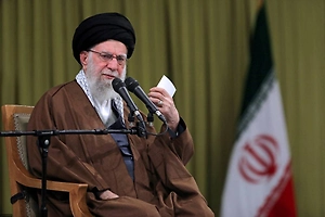 Аятолла Хаменеи намерен обратиться к народу Ирана после атаки на резиденцию