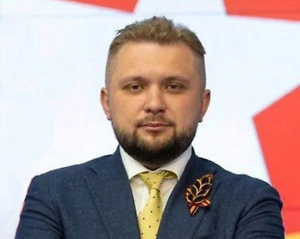 Мы живём в эпоху цифровых технологий, но безопасность ребёнка до сих пор во многом держится на случайности: дозвониться, написать, кто-то увидел, кто-то сообщил. В условиях ЧС связь не должна зависеть от коммерческих факторов.