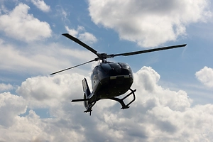 Сотрудницы МВД и СК с пропавшего Robinson летали расследовать смерть на лесозаготовке