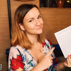 Обычно слова уходят из речи вместе с понятиями, которые перестают быть актуальными в жизни людей.