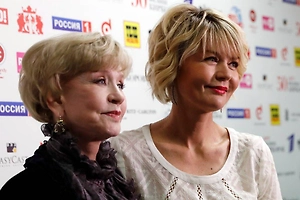 Юлия Меньшова трогательно обратилась к покойной матери в день её рождения