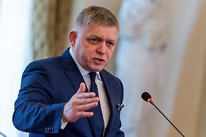 Фицо пригрозил 23 февраля остановить поставки электроэнергии Украине