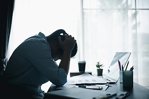 Психиатр объяснил, когда усталость требует помощи врача