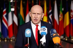 Хили намерен стать первым британским министром, который направит войска на Украину